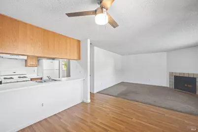 754 Agnew Place, Santa Rosa, CA 95401 - Photo 2
