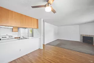 754 Agnew Pl, Santa Rosa, CA 95401 - Photo 2
