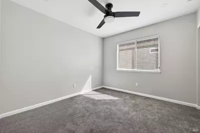 300 Summer Rain Drive, Windsor, CA 95492 - Photo 32