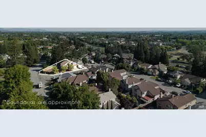 300 Summer Rain Drive, Windsor, CA 95492 - Photo 48
