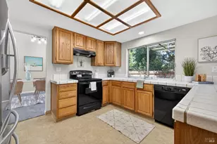 300 Summer Rain Dr, Windsor, CA 95492 - Photo 20