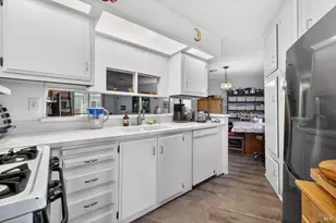 29 Hemlock Ct, Rohnert Park, CA 94928 - Photo 16