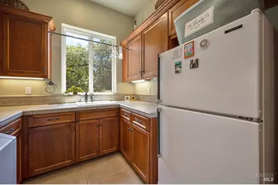 3030 Rosemont Court, Vacaville, CA 95688 - Photo 56