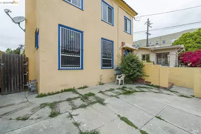 2415 Seminary Avenue, Oakland, CA 94605 - Photo 2