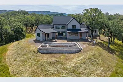 3215 Deerwood Drive, Ukiah, CA 95482 - Photo 2