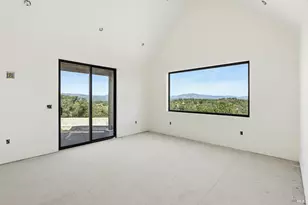 3215 Deerwood Dr, Ukiah, CA 95482 - Photo 24