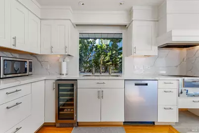 16 Saint Lucia Place, Tiburon, CA 94920 - Photo 12