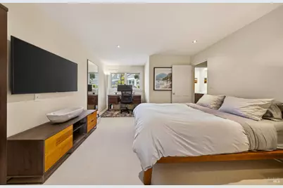 16 Saint Lucia Place, Tiburon, CA 94920 - Photo 38