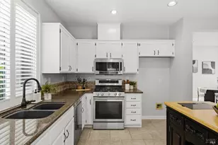 904 Turquoise St, Vacaville, CA 95687 - Photo 20