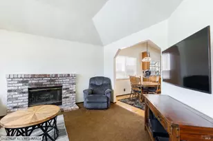 1935 Seville St, Santa Rosa, CA 95403 - Photo 4
