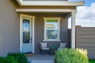 1430 Roosevelt St, Dixon, CA 95620 - Photo 2