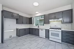 2358 Lapis Ln, Santa Rosa, CA 95404 - Photo 6