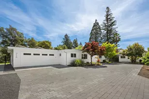 716 University St, Healdsburg, CA 95448 - Photo 2
