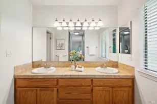 32 Salvatore Dr, Novato, CA 94949 - Photo 6