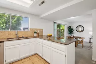 32 Salvatore Dr, Novato, CA 94949 - Photo 14