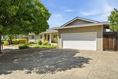 4062 Angeline Court, Santa Rosa, CA 95405 - Photo 2