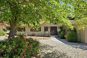 18670 Maple Leaf Ct, Hidden Valley Lake, CA 95467 - Photo 32
