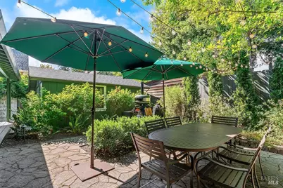 437 North Street, Healdsburg, CA 95448 - Photo 32