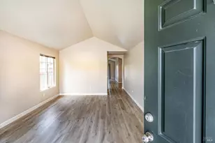 2007 Jackrabbit Ct, Santa Rosa, CA 95403 - Photo 2