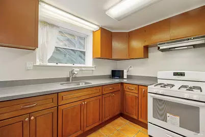 215 Tunnel Avenue, Richmond, CA 94801 - Photo 48