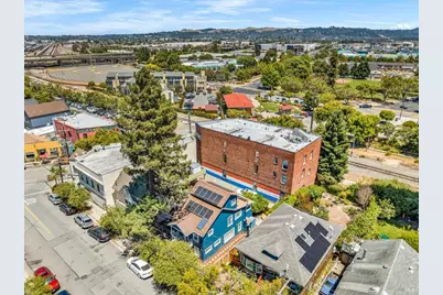 215 Tunnel Avenue, Richmond, CA 94801 - Photo 32
