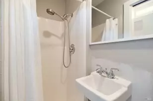 215 Tunnel Ave, Richmond, CA 94801 - Photo 24