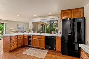 8280 Oakmont Dr, Santa Rosa, CA 95409 - Photo 24