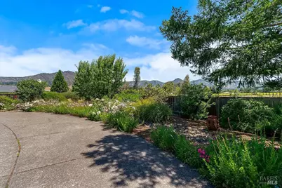 8280 Oakmont Drive, Santa Rosa, CA 95409 - Photo 8