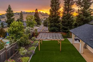1990 Long Leaf Ct, Santa Rosa, CA 95403 - Photo 46