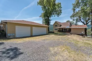 14590 Ridgeview Rd, Willits, CA 95490 - Photo 2