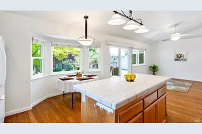 5079 Charmian Drive, Santa Rosa, CA 95409 - Photo 8