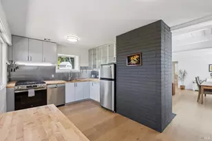 25 Brushwood Ln, Greenbrae, CA 94904 - Photo 22