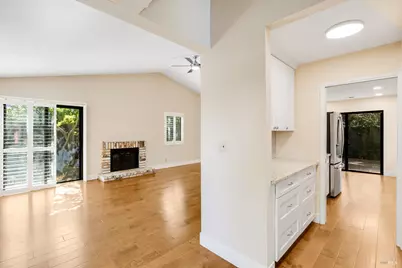 528 Laurel Court, Benicia, CA 94510 - Photo 10