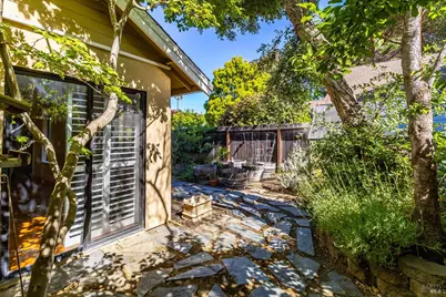 528 Laurel Court, Benicia, CA 94510 - Photo 48