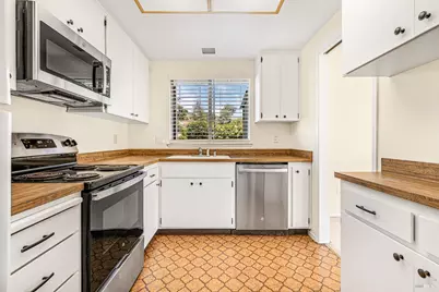 312 Oak Leaf Circle, Santa Rosa, CA 95409 - Photo 10