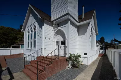 16335 First St, Guerneville, CA 95446 - Photo 2