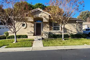 406 Endberg Dr, Vacaville, CA 95688 - Photo 1