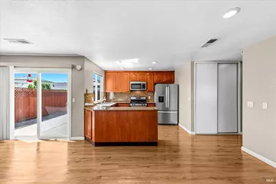 405 Canvasback Drive, Suisun City, CA 94585 - Photo 10