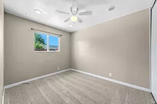 405 Canvasback Dr, Suisun City, CA 94585 - Photo 22