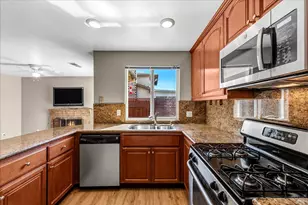 405 Canvasback Dr, Suisun City, CA 94585 - Photo 8