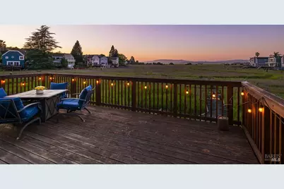 2729 Topaz Drive, Novato, CA 94945 - Photo 2