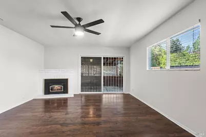 359 Rollingwood Drive, Vallejo, CA 94591 - Photo 8