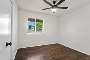 359 Rollingwood Dr, Vallejo, CA 94591 - Photo 16