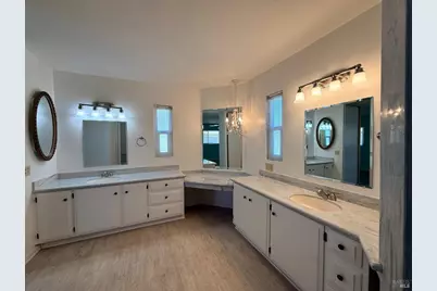 300 E H Street #41, Benicia, CA 94510 - Photo 18