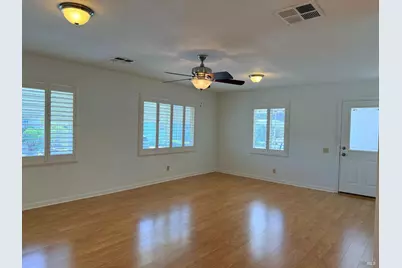 300 E H Street #41, Benicia, CA 94510 - Photo 4