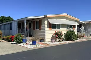 300 E H St, Benicia, CA 94510 - Photo 2