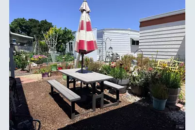 300 E H Street #41, Benicia, CA 94510 - Photo 24