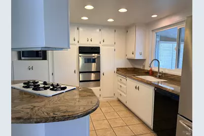 300 E H Street #41, Benicia, CA 94510 - Photo 10