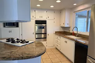 300 E H St, Benicia, CA 94510 - Photo 10