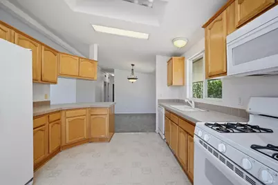 146 Wisteria Drive, Calistoga, CA 94515 - Photo 14
